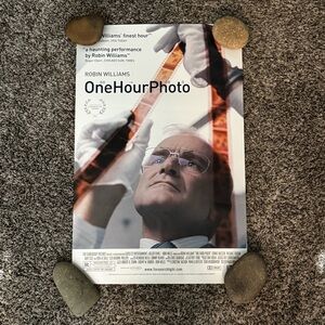 One Hour Photo Original 13x20 Promotional Movie Poster